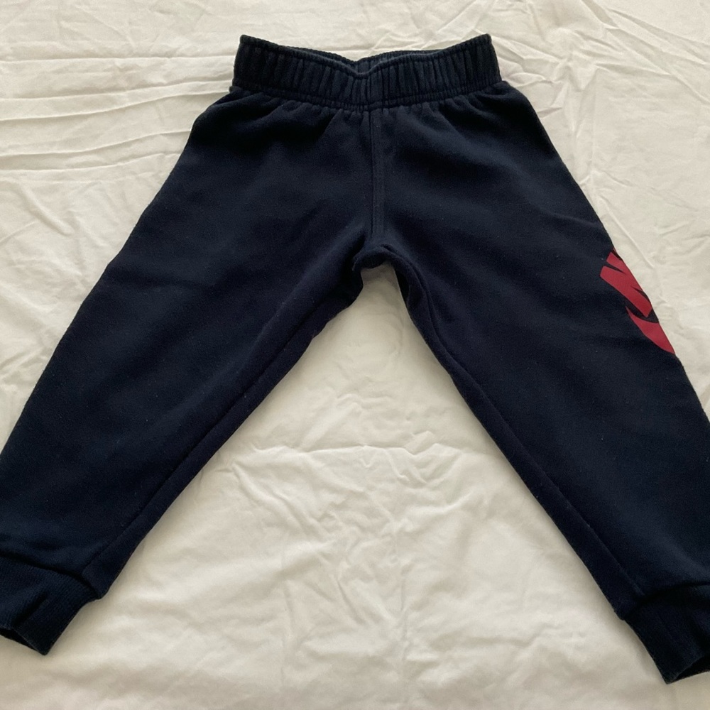 Nike joggers toddlers